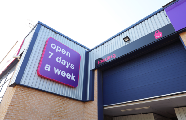 Open 7 days a week storage